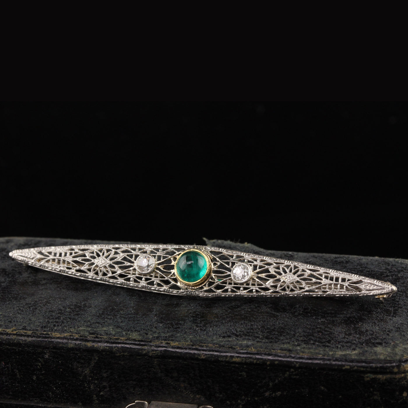 Antique Art Deco 14K White Gold Old Euro Diamond Emerald Filigree Pin