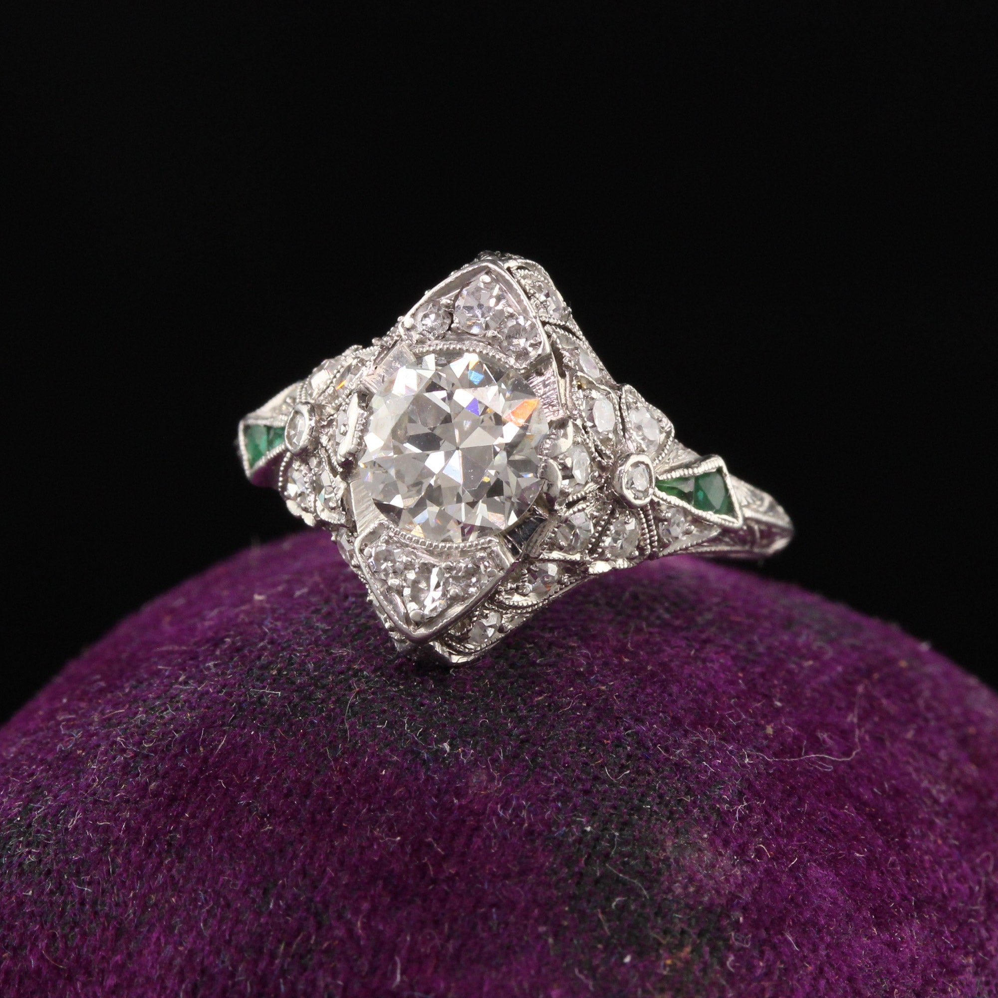 What is the difference between Edwardian and Art Deco jewelry?