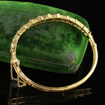Vintage Retro 14K Yellow Gold Diamond and Emerald Engraved Bangle Bracelet