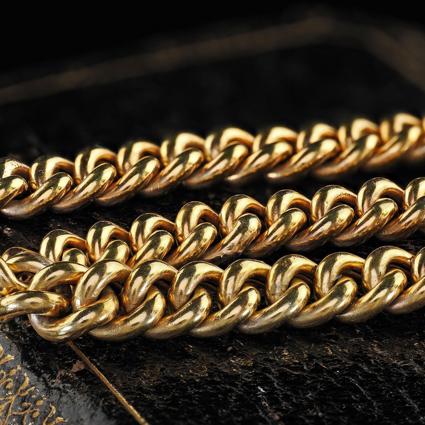 Antique Victorian 8K Yellow Gold Hollow Curb Link Chain Bracelet - 7.5 inches