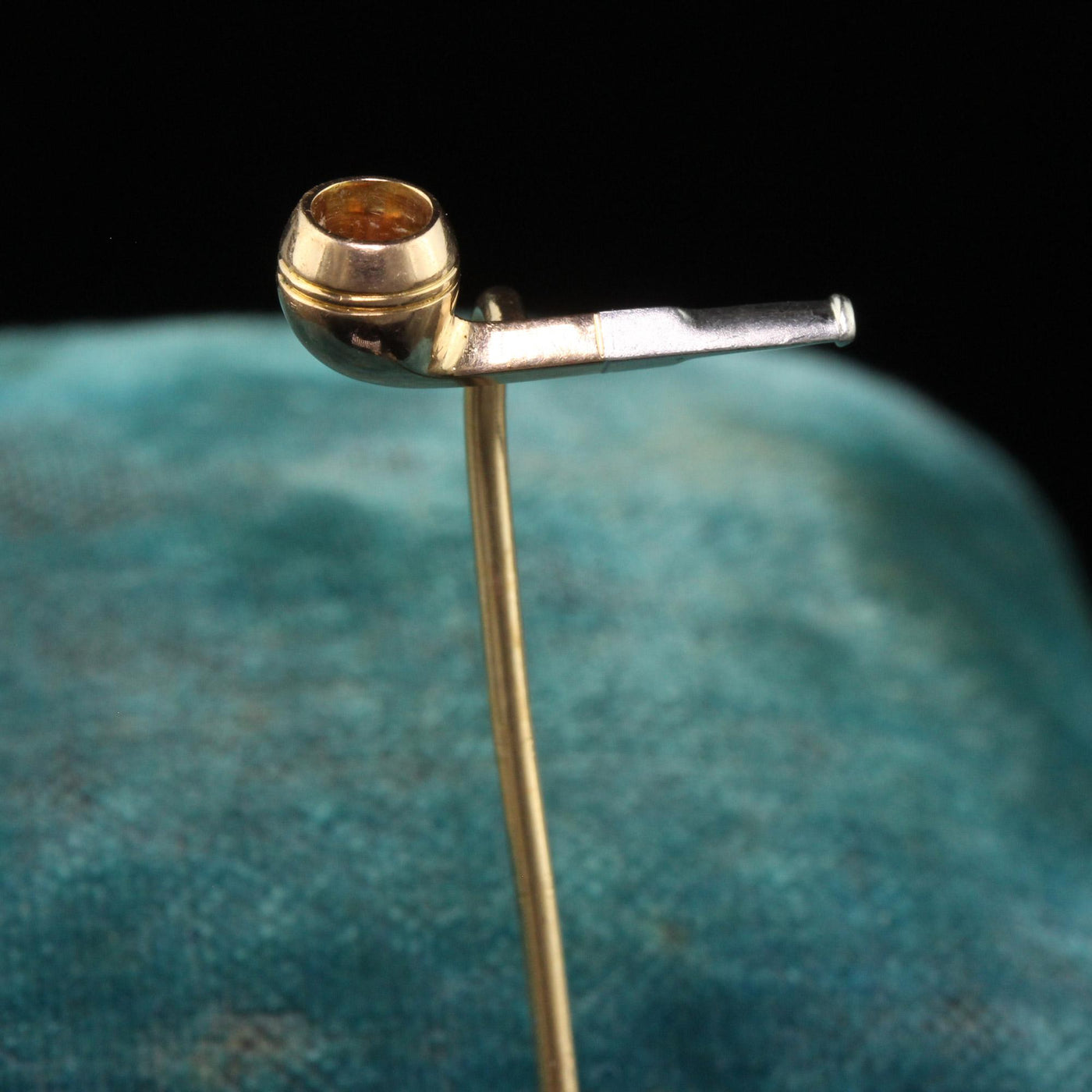 Antique Art Deco 18K Yellow Gold and Platinum Pipe Stick Pin