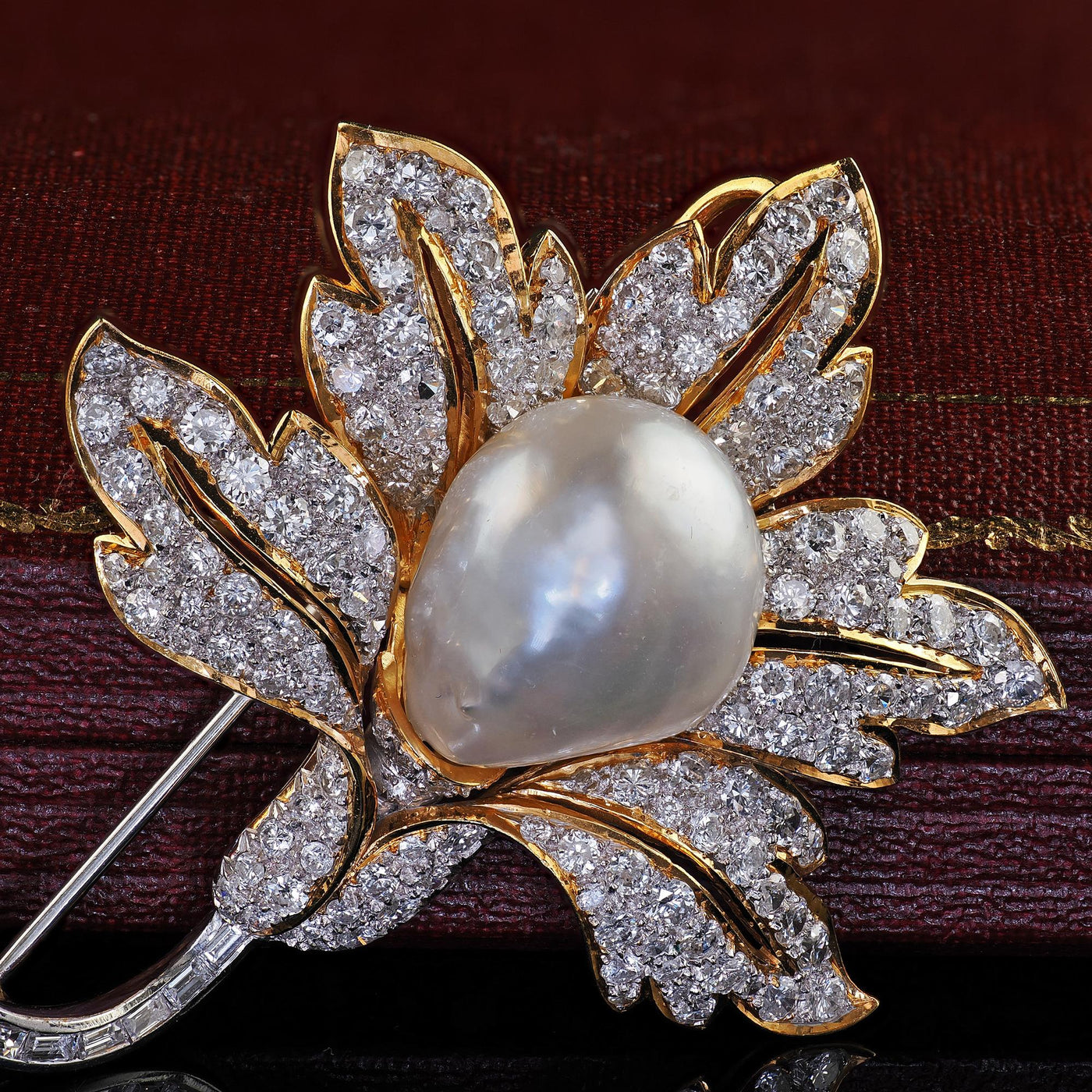 Vintage Retro 18K Two Tone Gold Diamond and Pearl Leaf Pin and Pendant