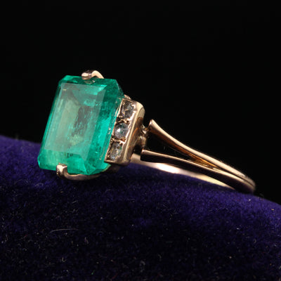 Antique Victorian 18K Yellow Gold Emerald and Diamond Engagement Ring - GIA