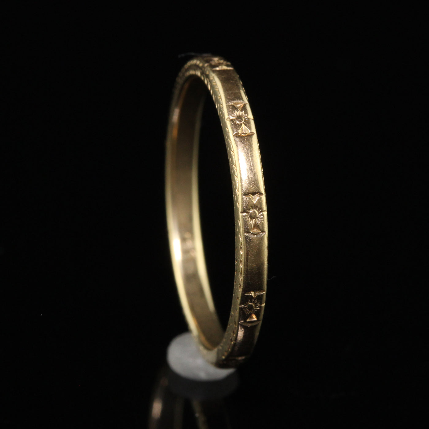 Antique Art Deco 14K Yellow Gold Engraved Wedding Band - Size 7