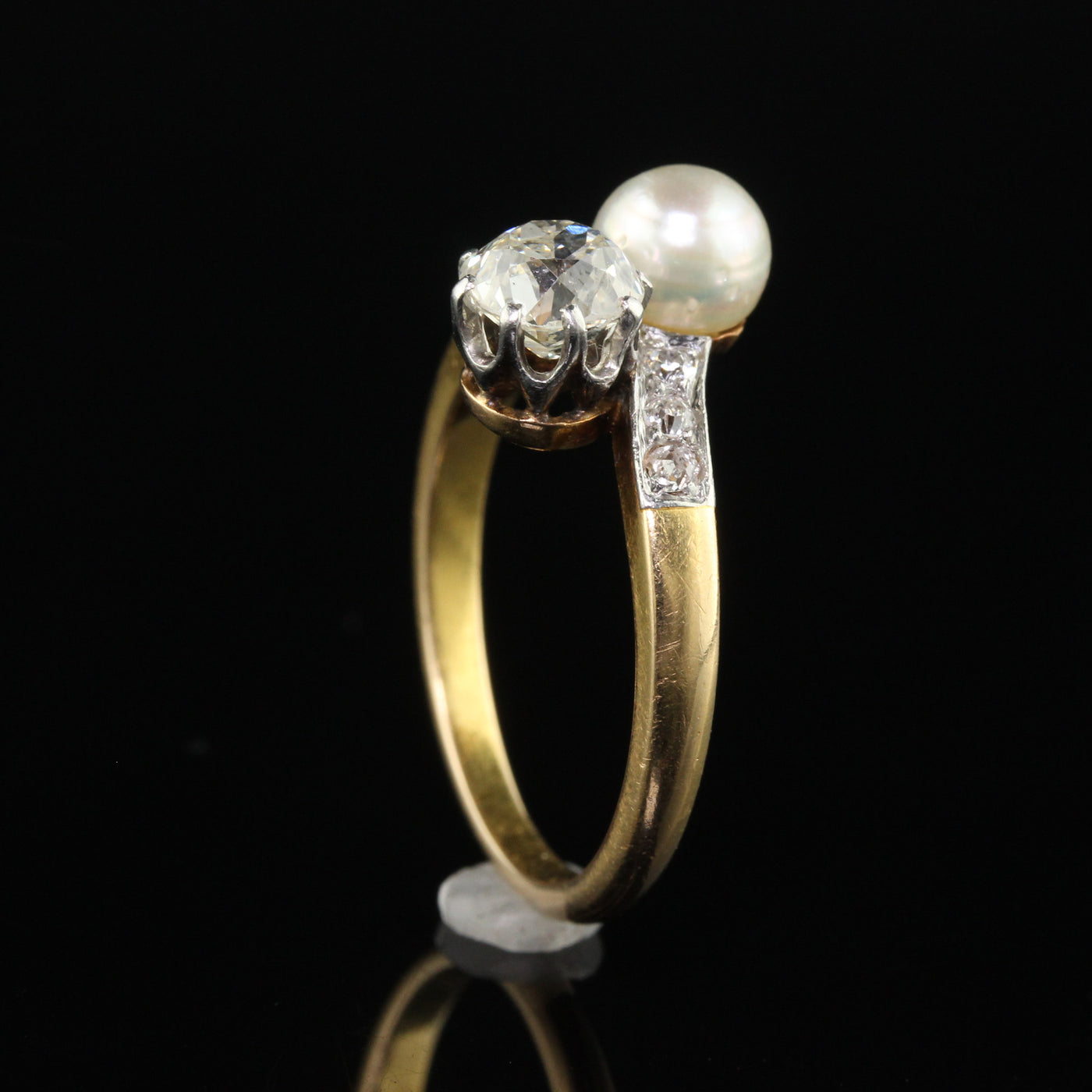THE ANTIQUE PEARL AND DIAMOND TOI ET MOI RING