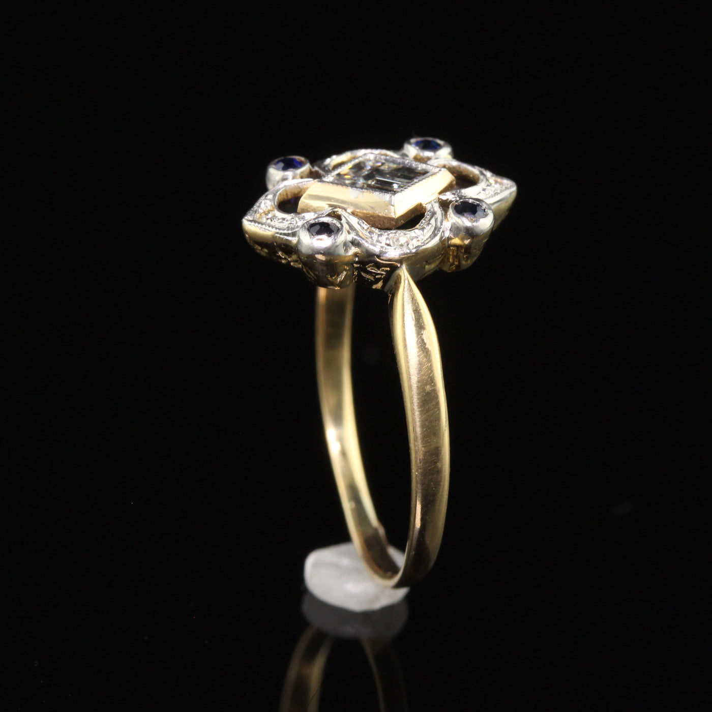 Antique Art Deco 18K Yellow Gold Trapezoid Cut Diamond Sapphire Engagement Ring