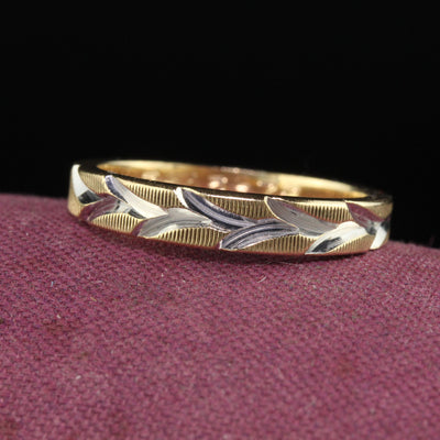 Vintage Estate 14K Yellow Gold Two Tone Engraved Floral Wedding Band - Size 5 1/4