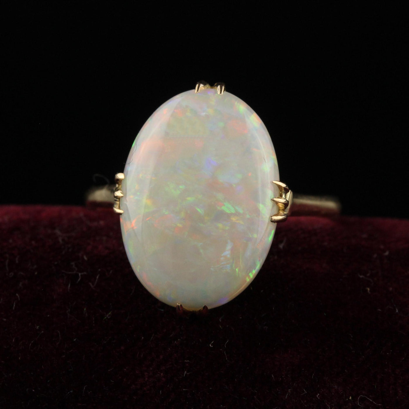 Antique Art Deco 18K Yellow Gold Natural Cabochon Opal Filigree Ring