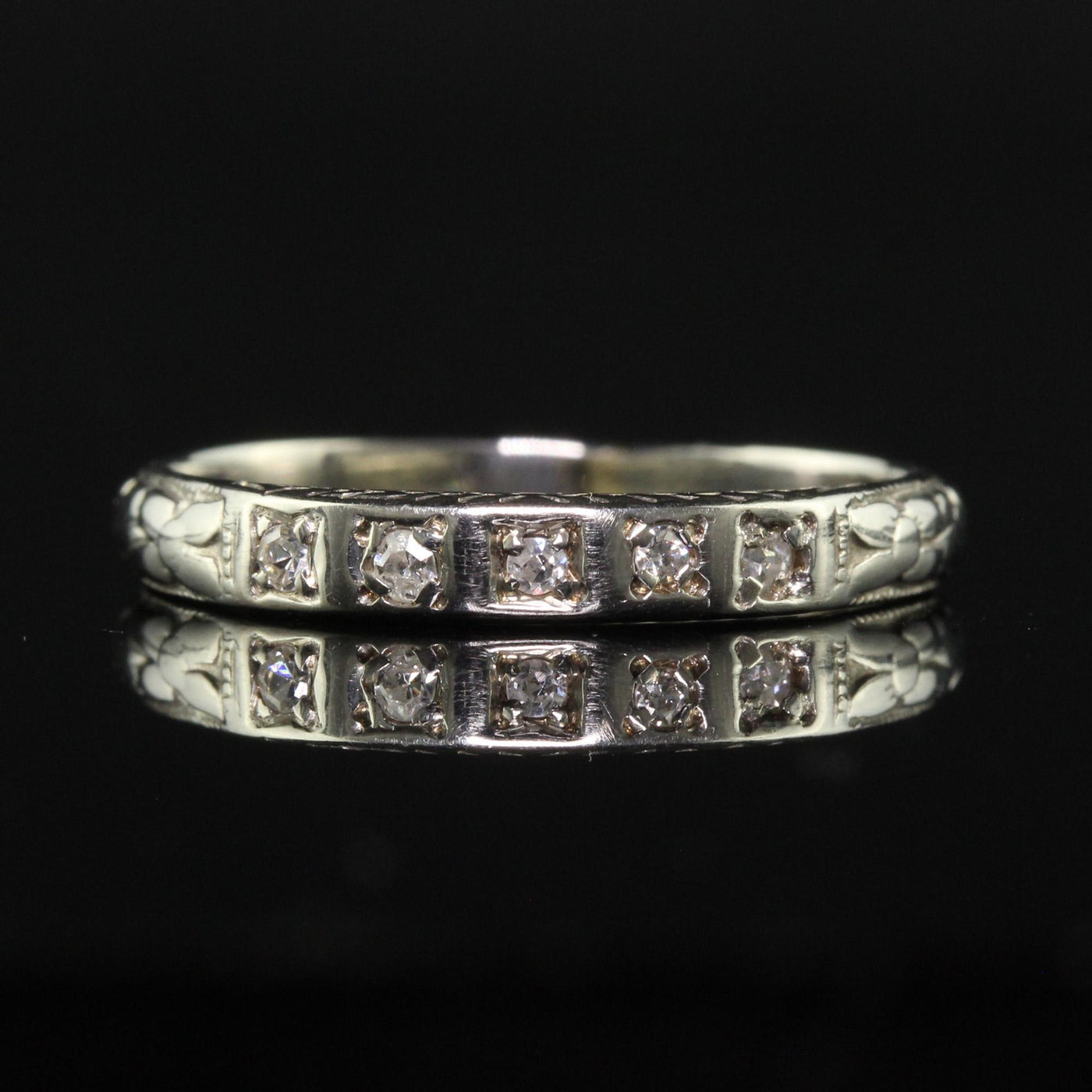 Antique Art Deco 18K White Gold Engraved Diamond Wedding Band - Size 5 3/4