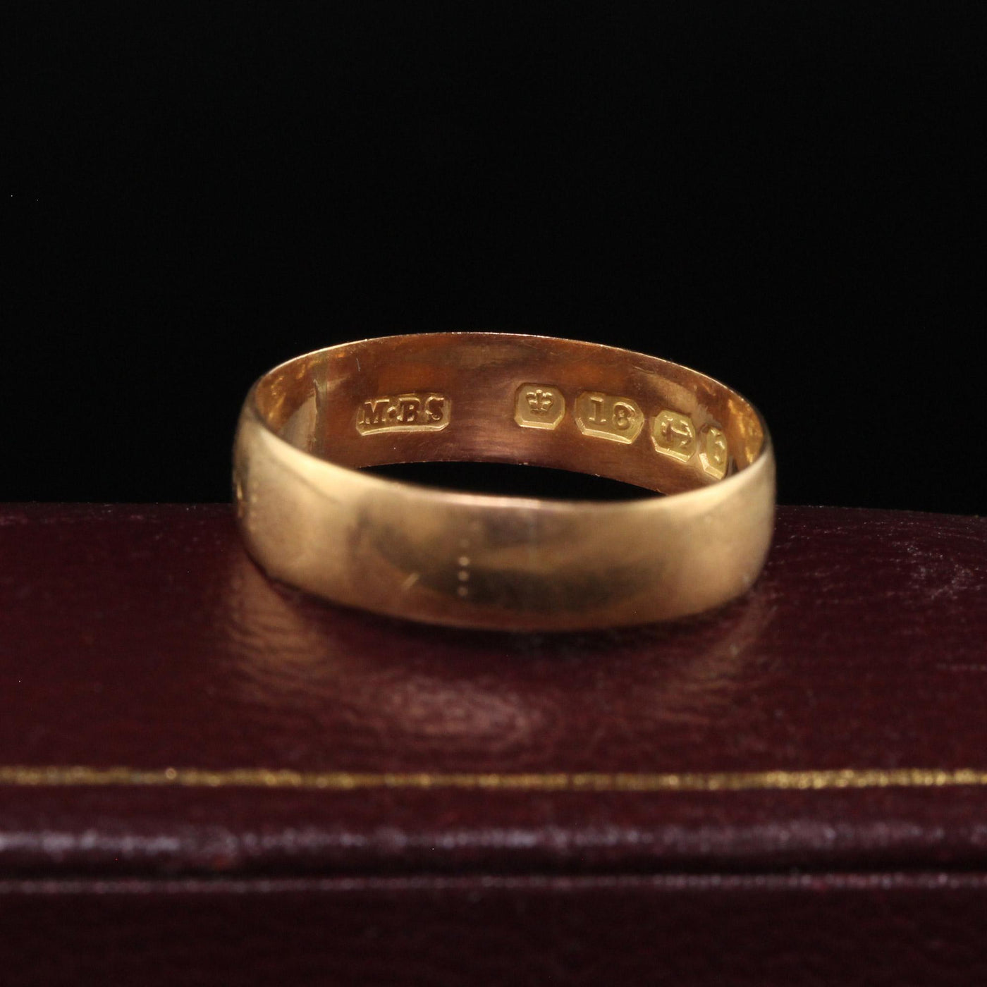 Antique Art Deco English 18K Yellow Gold Classic Wedding Band - Size 6 1/4