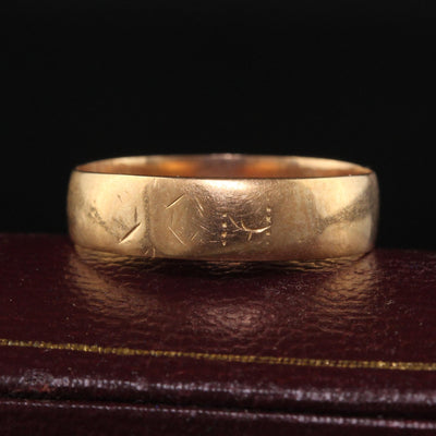 Antique Art Deco English 18K Yellow Gold Classic Wedding Band - Size 6 1/4