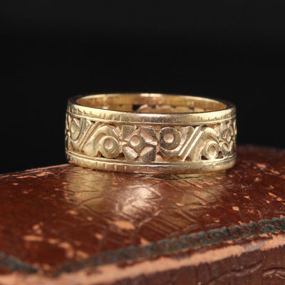 Antique Art Deco 14K Yellow Gold Floral Engraved Wide Wedding Band - Size 6