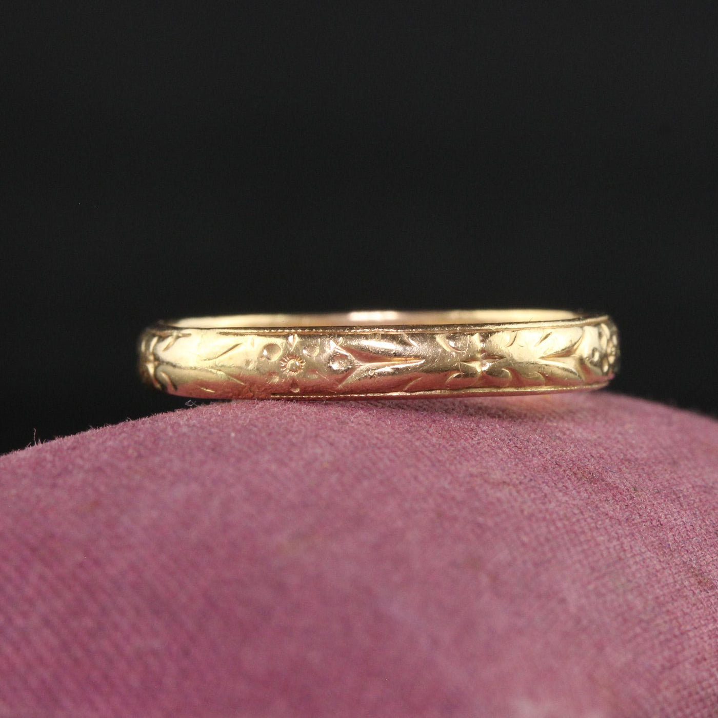 Antique Art Deco 14K Gold Floral Blossom Engraved Wedding Band - Size 11 3/4