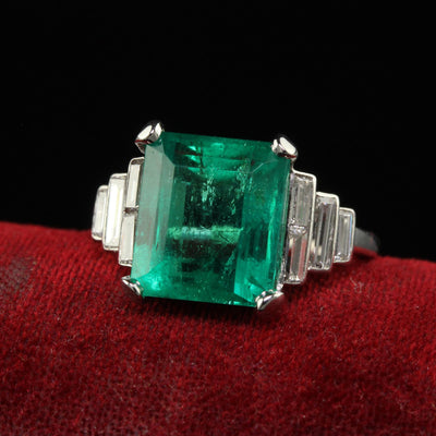 Antique Art Deco Colombian Natural Emerald and Baguette Diamond Ring - GIA