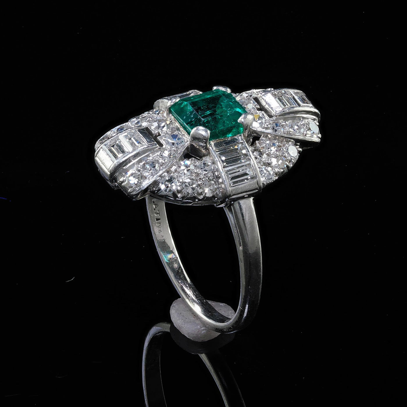 Antique Art Deco Platinum Colombian Emerald and Diamond Cocktail Ring