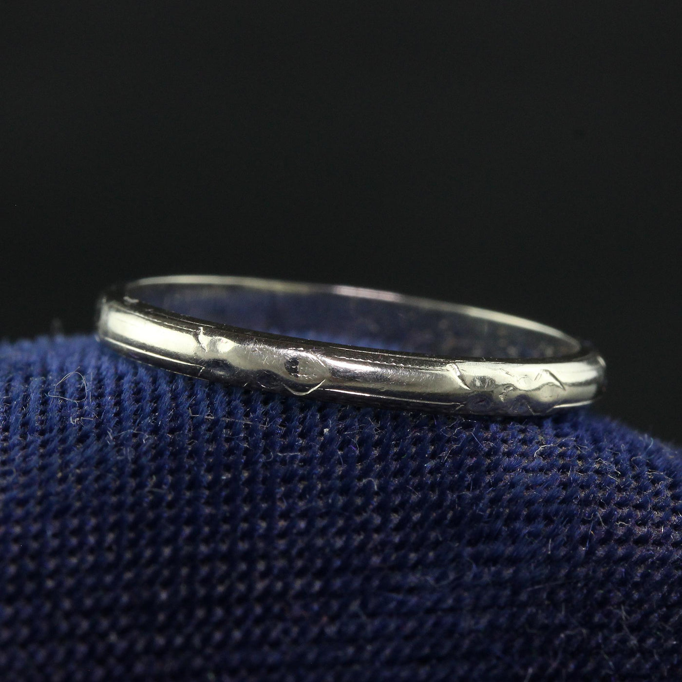 Antique Art Deco Belais 18K White Gold Engraved Wedding Band - Size 6 1/2