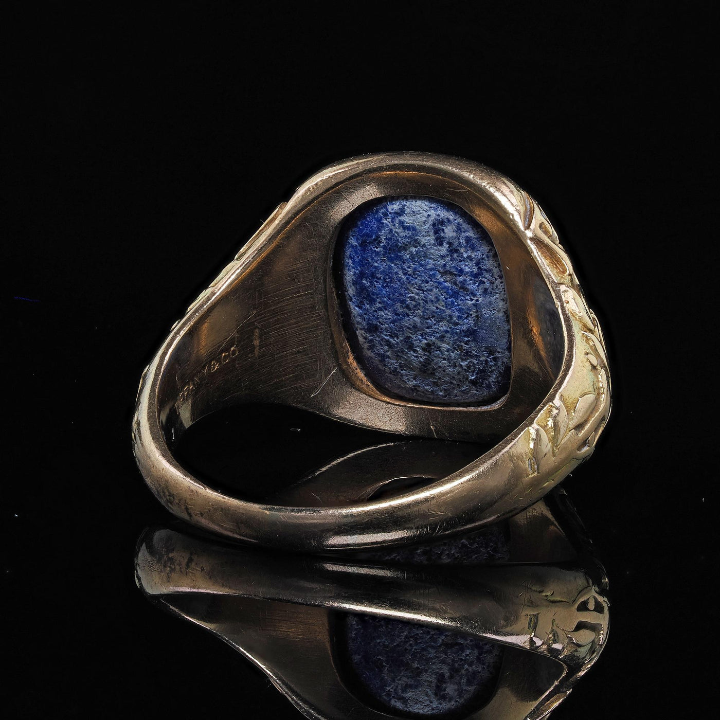 Antique Art Deco Tiffany and Co 14K Yellow Gold Lapis Engraved Ring