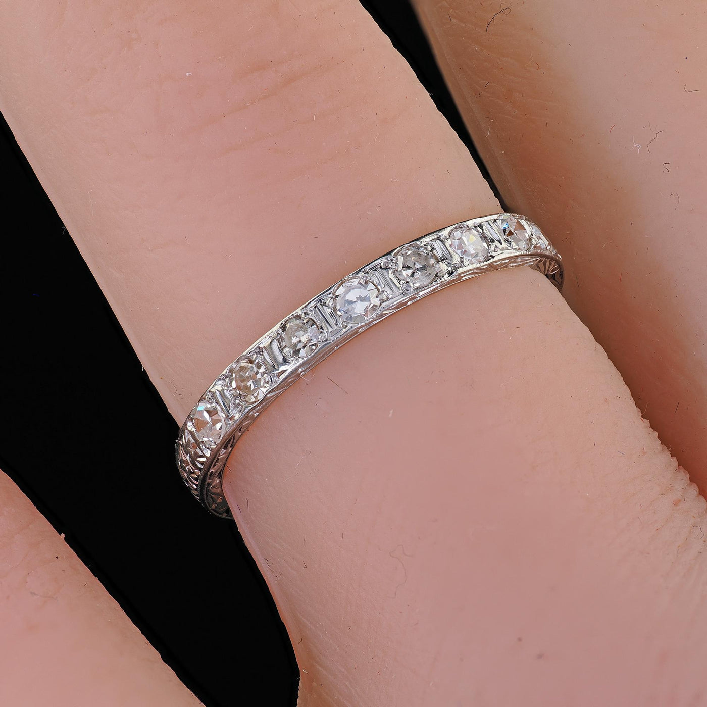 Antique Art Deco 18K White Gold Single Cut Diamond Engraved Wedding Band