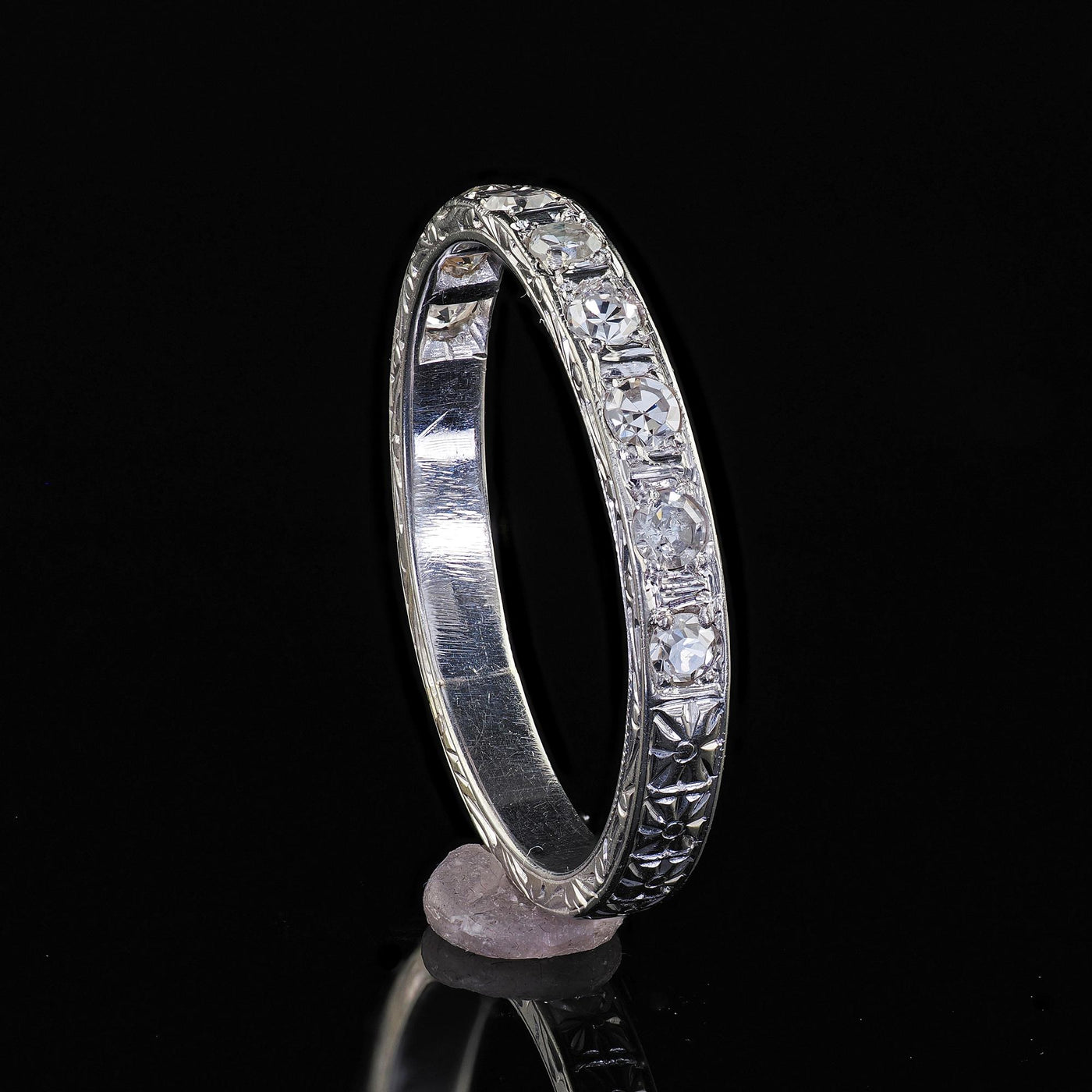 Antique Art Deco 18K White Gold Single Cut Diamond Engraved Wedding Band