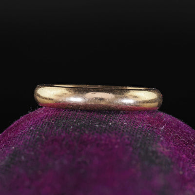 Antique Art Deco 14K Yellow Gold Classic Engraved Wedding Band - Circa 1914