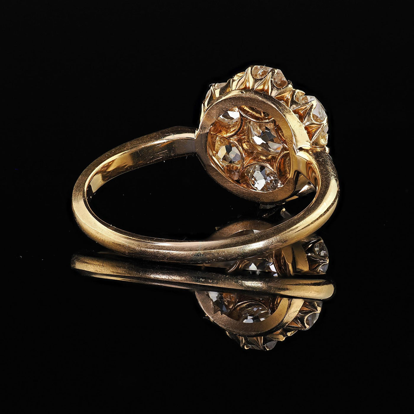 Antique English Art Deco 18K Yellow Gold Old Mine Diamond Cluster Ring