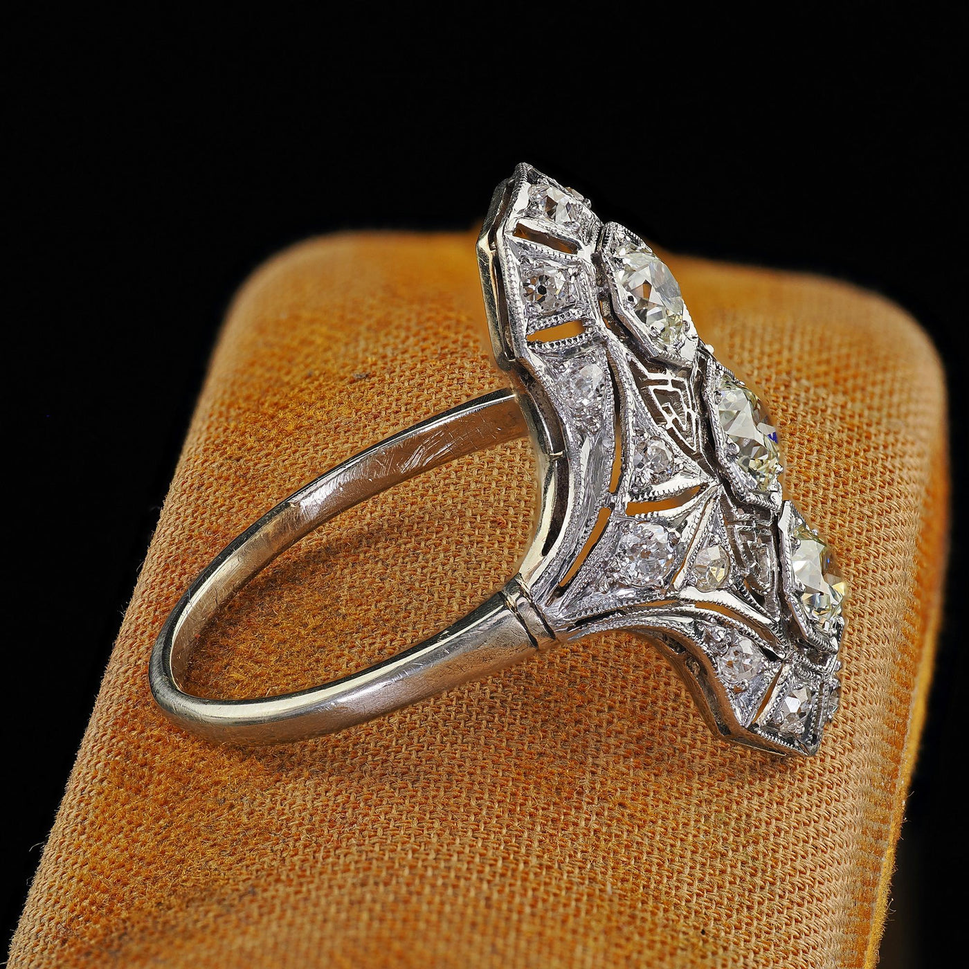 Antique Art Deco 14K White Gold Platinum Old Euro Diamond Filigree Shield Ring