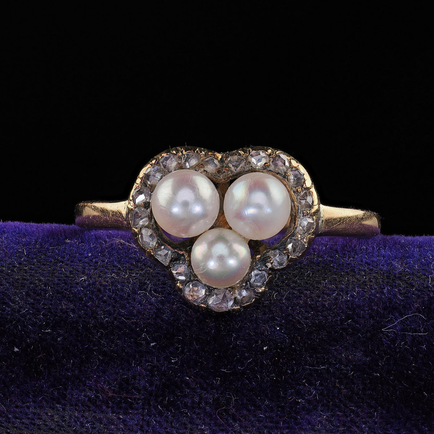 Antique Victorian 14K Yellow Gold Pearl and Diamond Heart Clover Ring