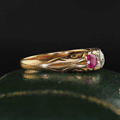 Antique Victorian 18K Yellow Gold Old Cut Diamond and Ruby Three Stone Ring