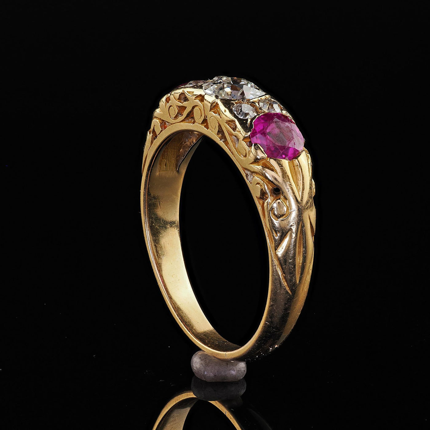 Antique Victorian 18K Yellow Gold Old Cut Diamond and Ruby Three Stone Ring