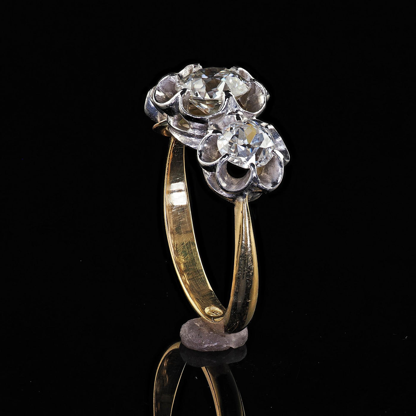 Antique Edwardian 18K Gold Platinum Old Cut Diamond Buttercup Setting Ring