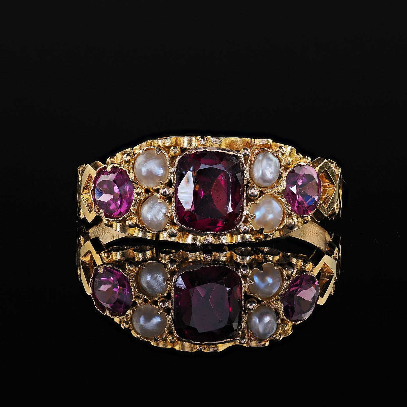 Antique English 15K Yellow Gold Rhodolite Garnet and Pearl Ring