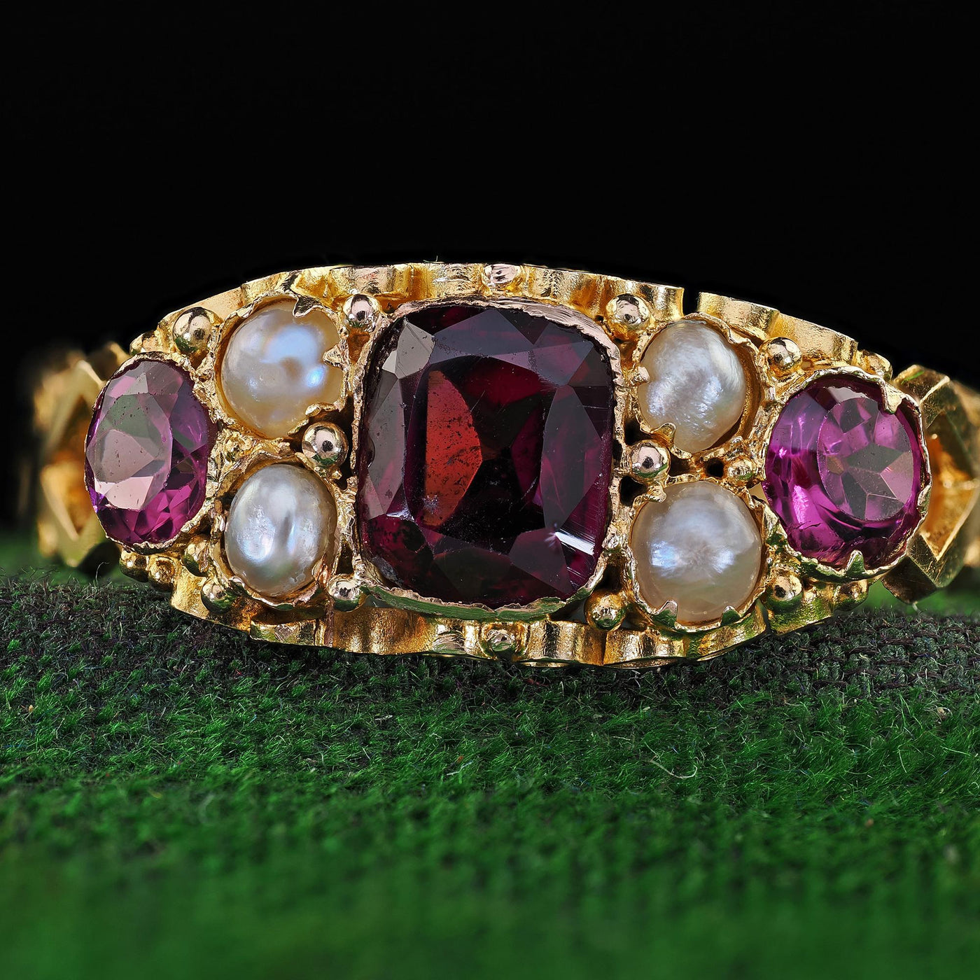 Antique English 15K Yellow Gold Rhodolite Garnet and Pearl Ring