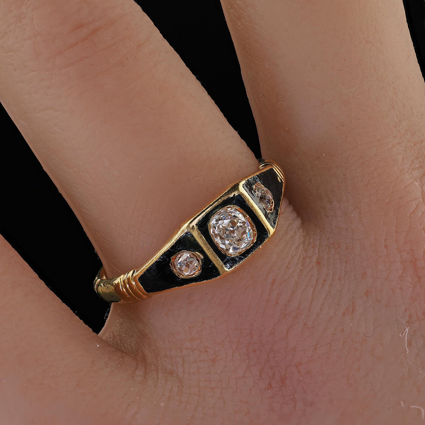 Antique Victorian 18K Yellow Gold Old Mine Diamond Enamel Three Stone Ring