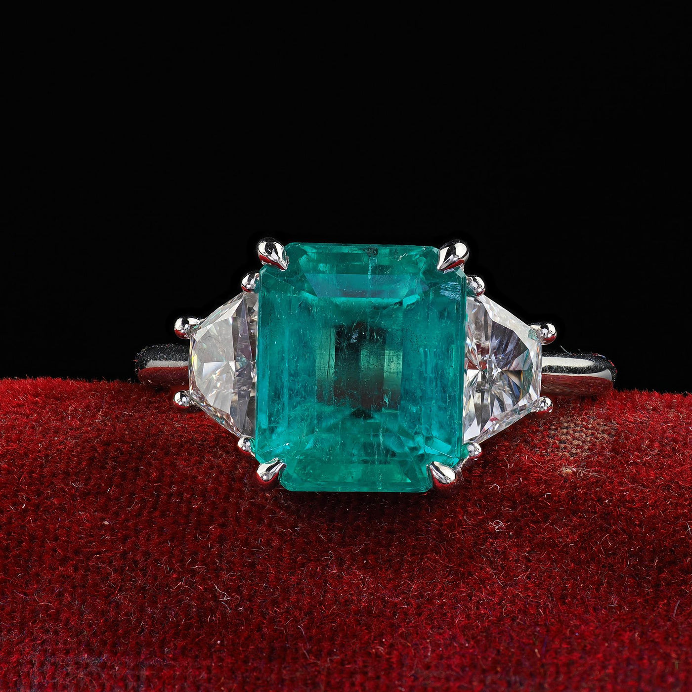 Estate Contemporary Platinum Colombian Emerald Diamond Three Stone Ring - GIA