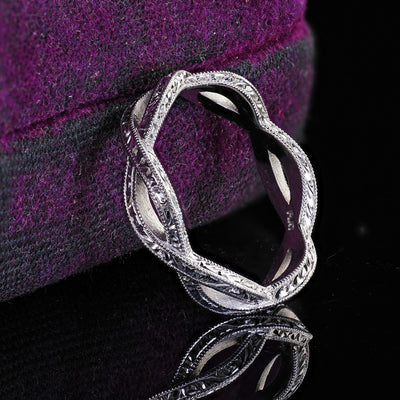 Estate Platinum Engraved Intertwined Wedding Band - Size 4 1/4