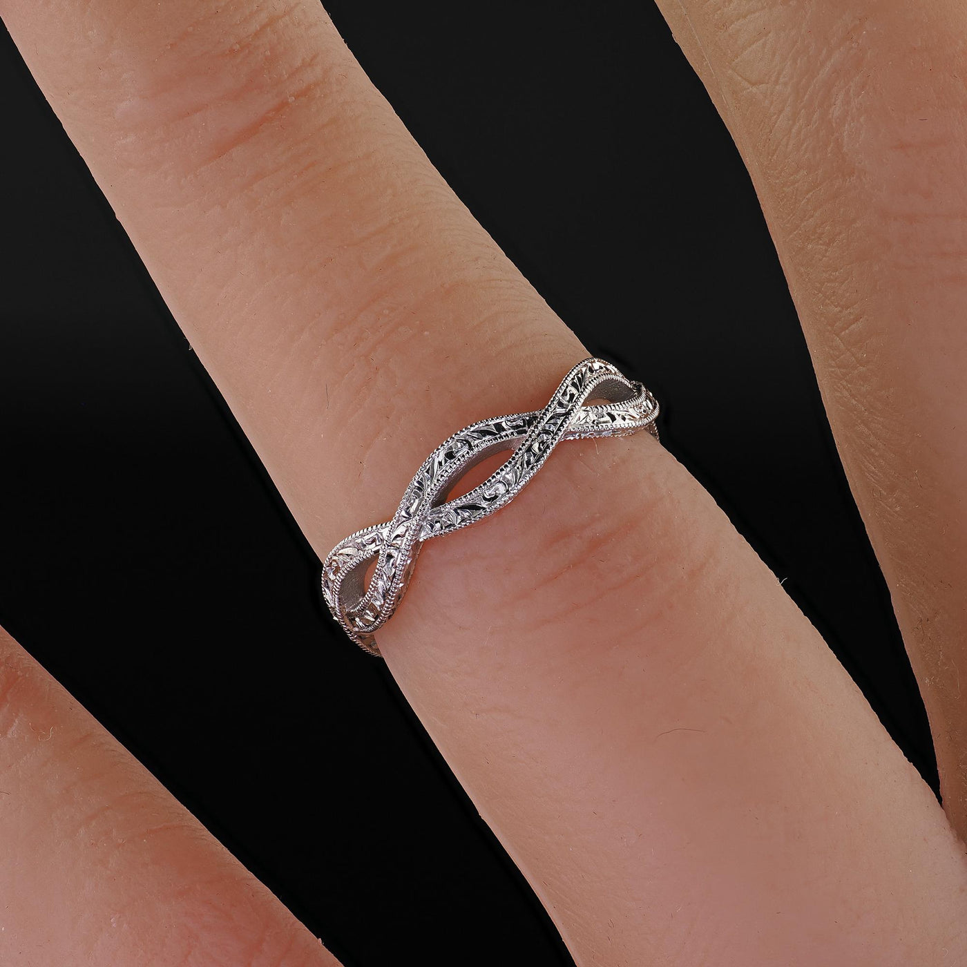 Estate Platinum Engraved Intertwined Wedding Band - Size 4 1/4