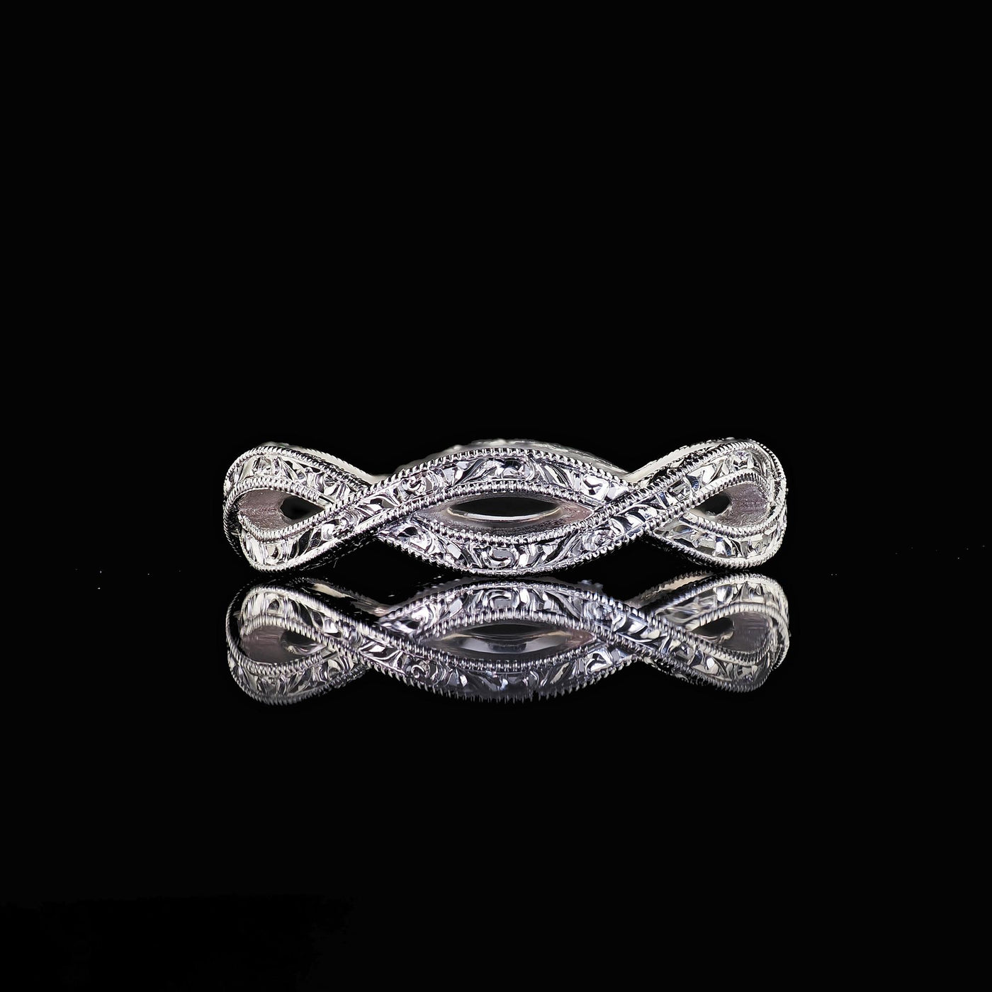 Estate Platinum Engraved Intertwined Wedding Band - Size 4 1/4