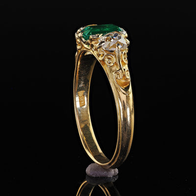 Antique Victorian 18K Yellow Gold Old Mine Diamond and Colombian Emerald Ring