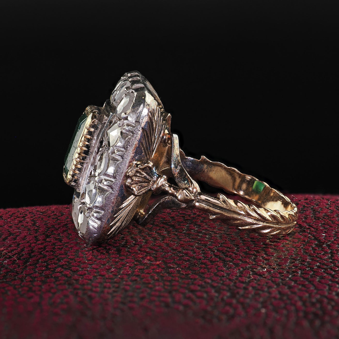 Antique Victorian 12K Yellow Gold Rose Cut Diamond and Emerald Cocktail Ring
