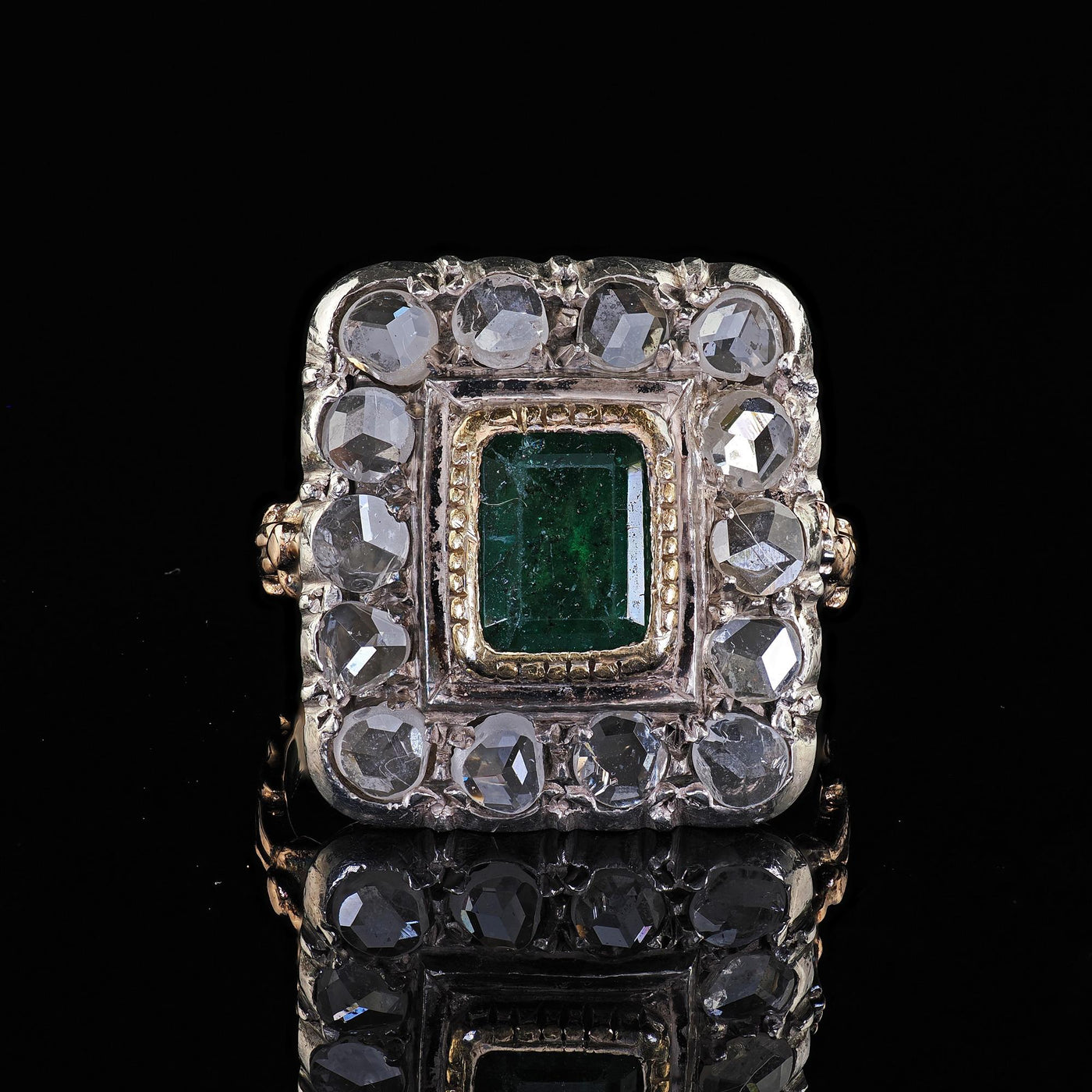 Antique Victorian 12K Yellow Gold Rose Cut Diamond and Emerald Cocktail Ring