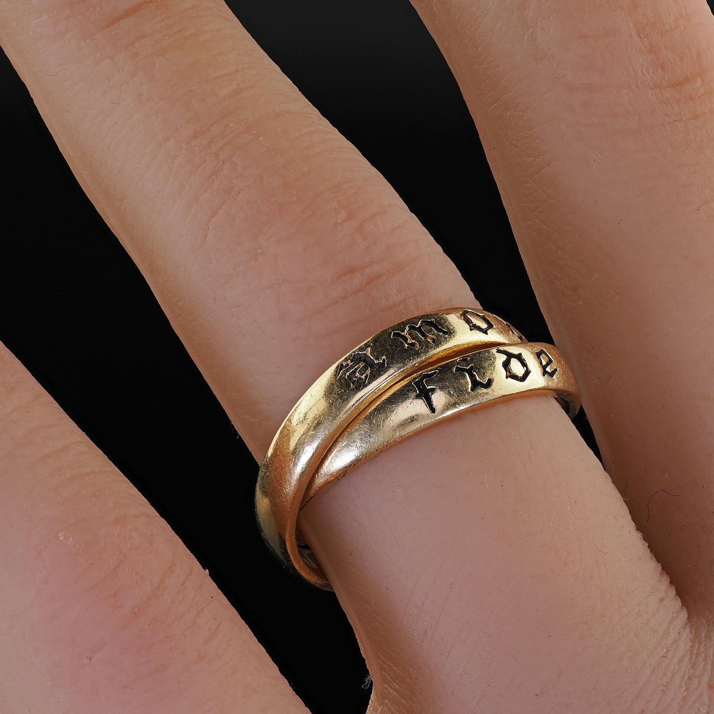 Vintage Estate 14K Yellow Gold Amore Fide Intertwined Band Rolling Ring