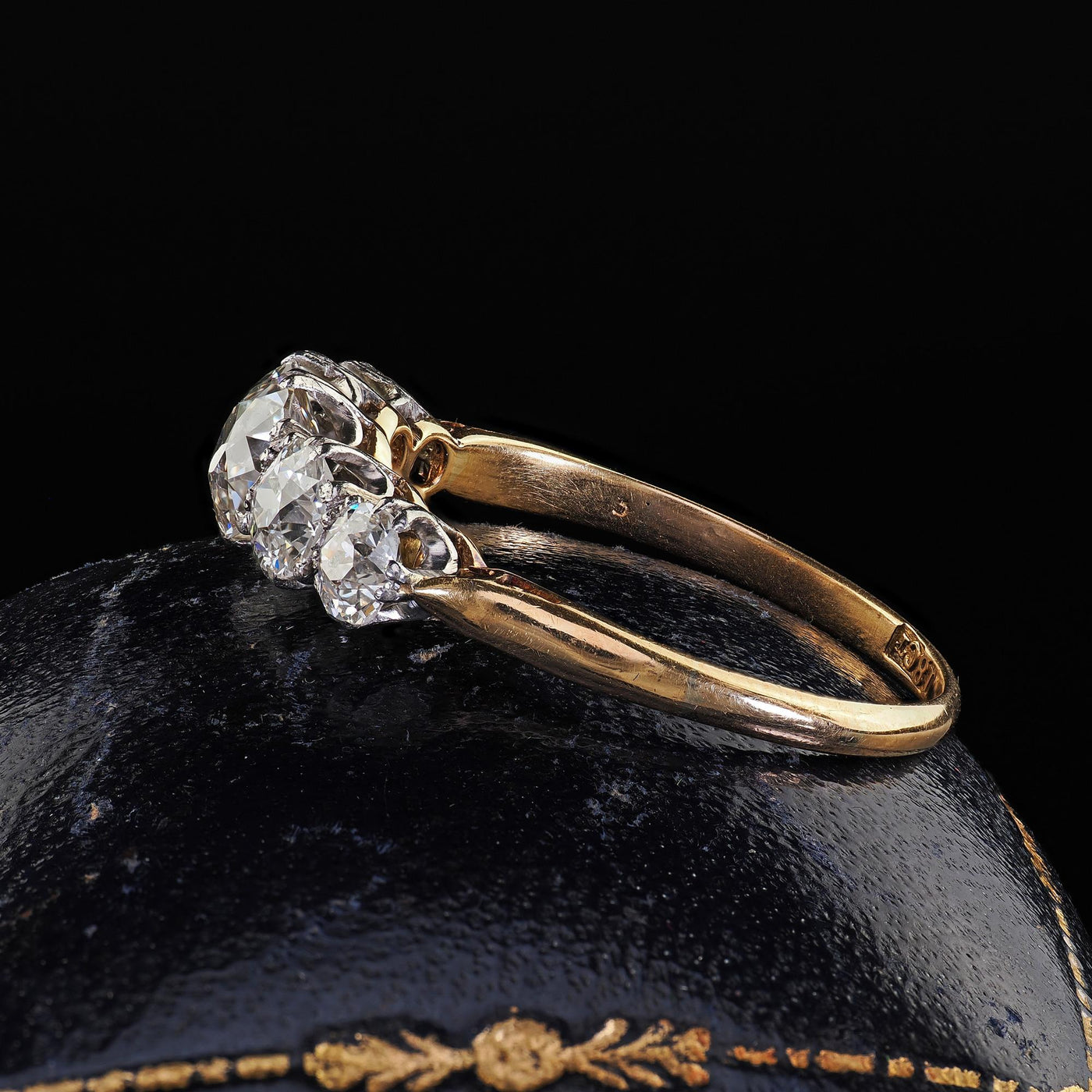 Antique Edwardian 18K Two Tone Gold Old European Five Diamond Wedding Band Ring