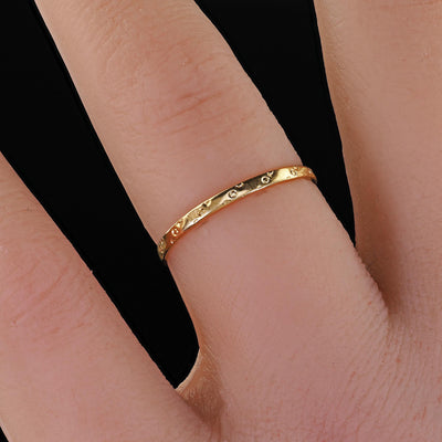 Antique Art Deco 18K Yellow Gold Thin Classic Engraved Wedding Band - Size 6 1/4