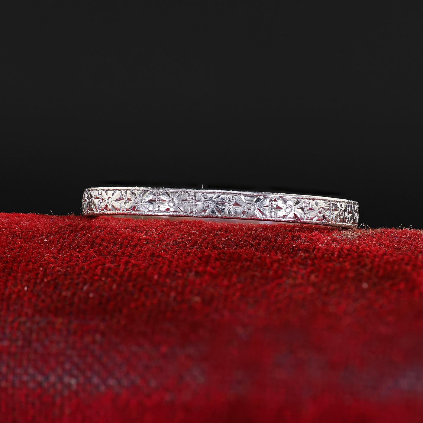 Antique Platinum J. R. Wood and Sons Engraved Wedding Band Ring - Size 6 1/2