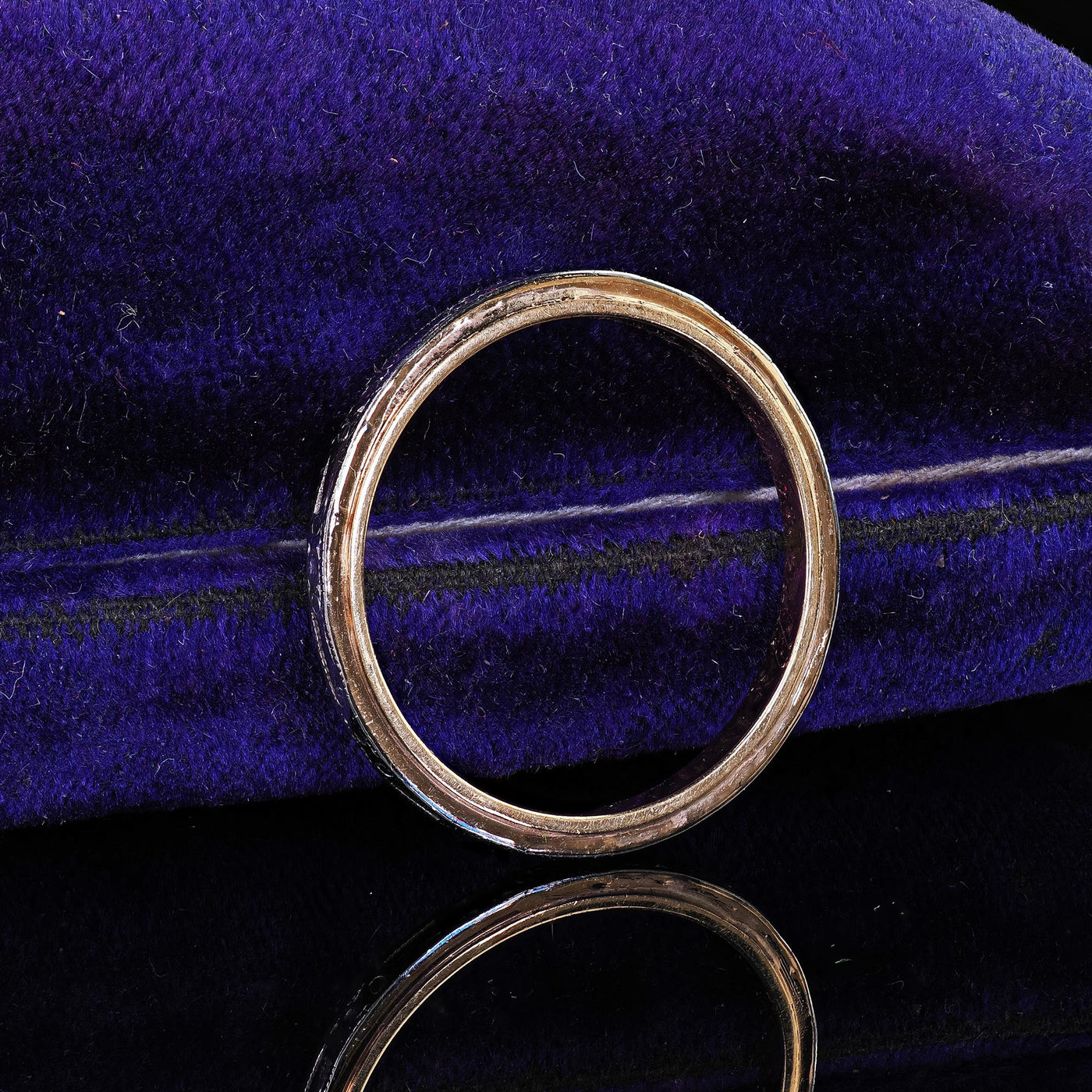 Antique Art Deco 14K Gold and Platinum Engraved Wedding Band Ring - Size 6 3/4