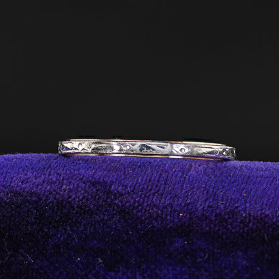 Antique Art Deco 14K Gold and Platinum Engraved Wedding Band Ring - Size 6 3/4