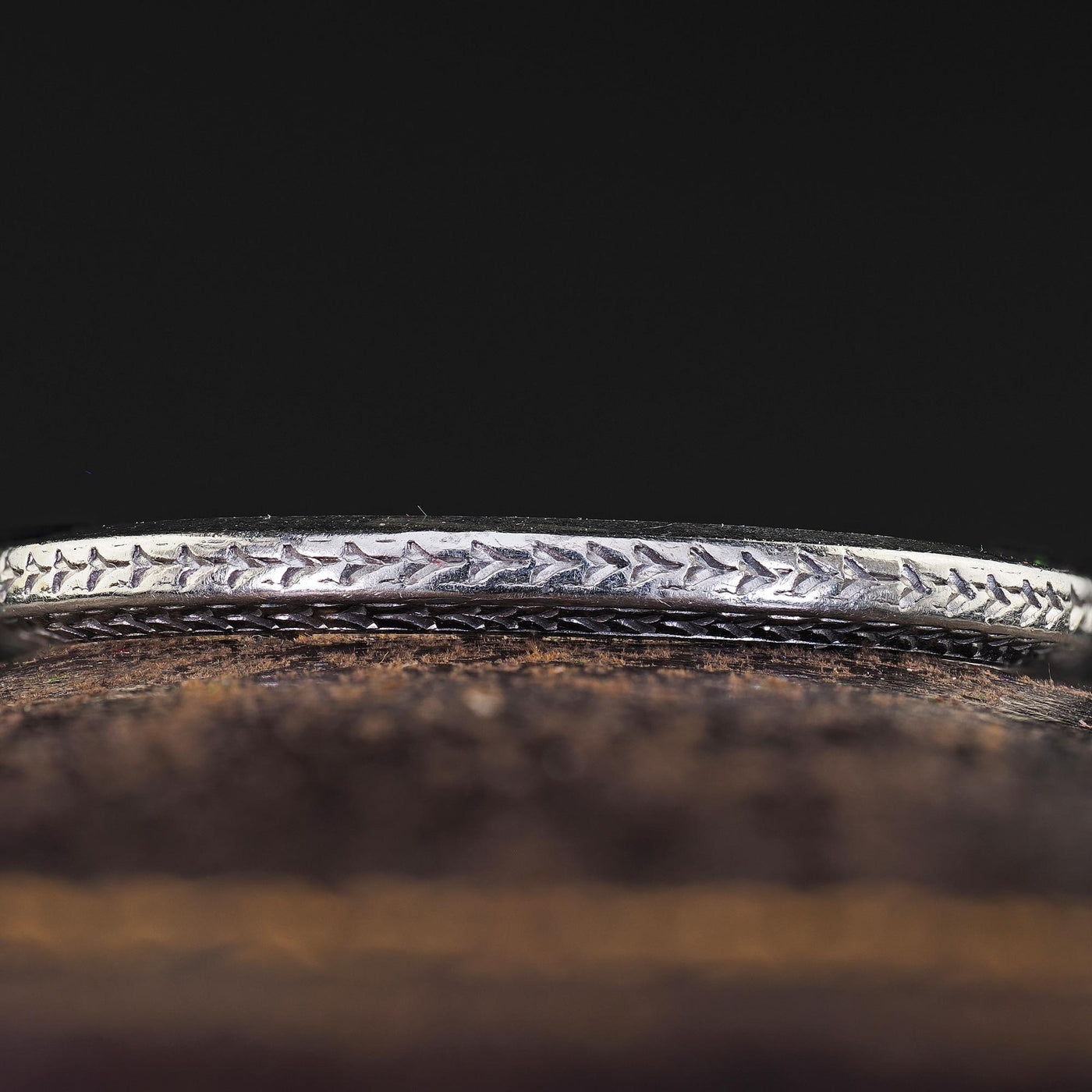 Antique Art Deco Platinum Wheat Engraved Wedding Band Ring - Size 7