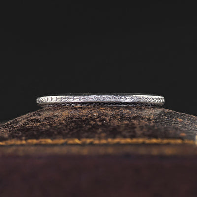Antique Art Deco Platinum Wheat Engraved Wedding Band Ring - Size 7