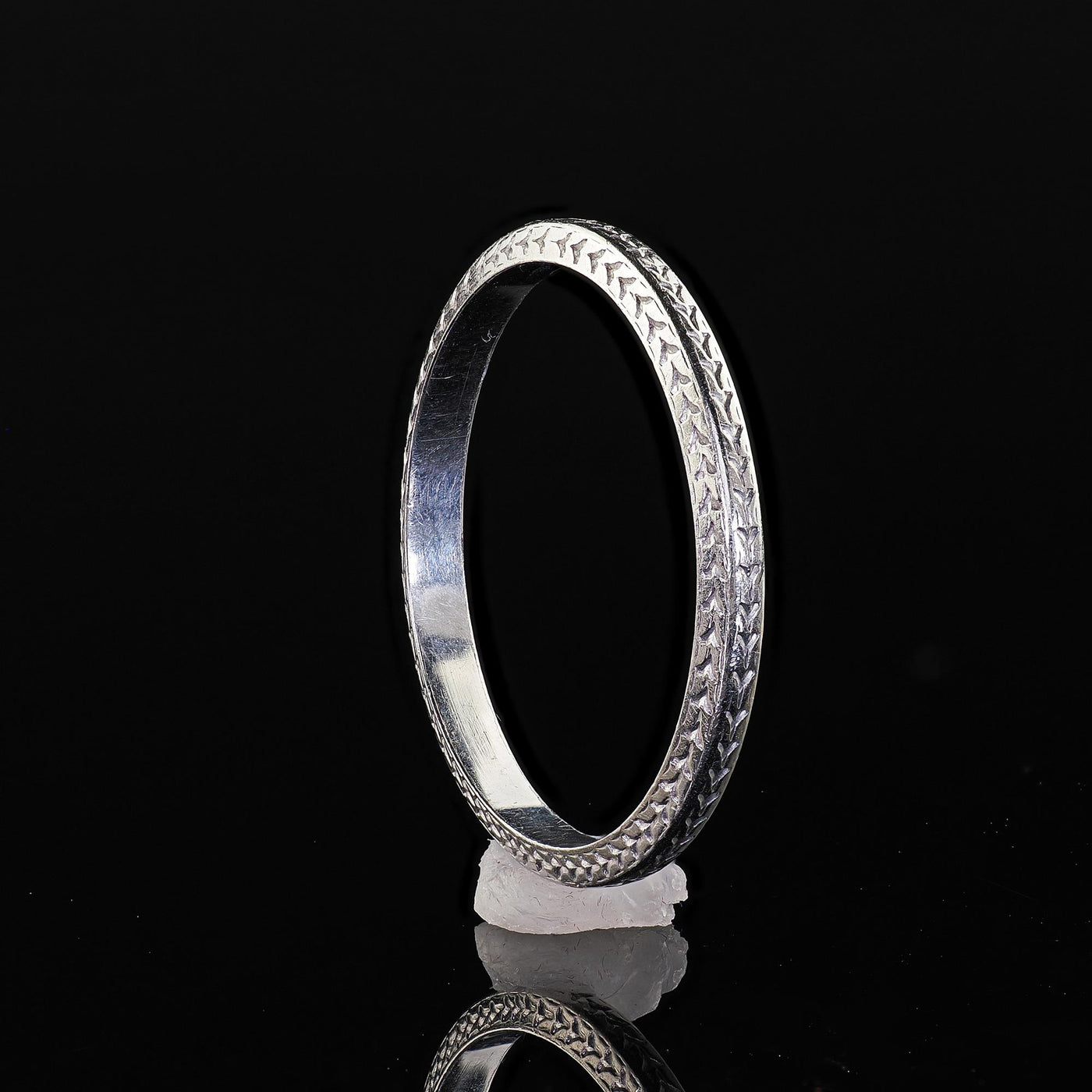 Antique Art Deco Platinum Wheat Engraved Wedding Band Ring - Size 7