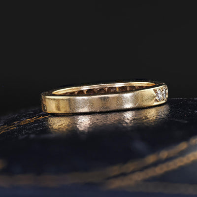 Vintage Retro 14K Yellow Gold Round Cut Diamond Wedding Band Ring - Size 7
